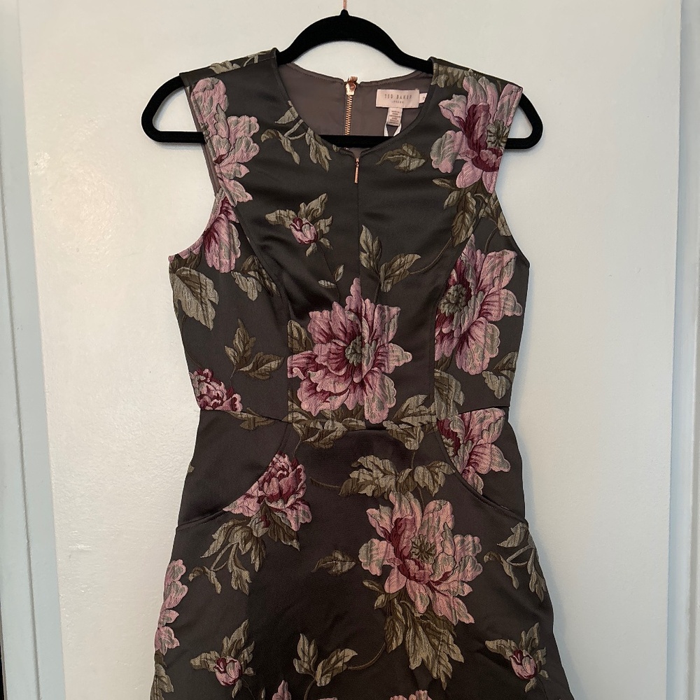 Ted baker dress w pockets